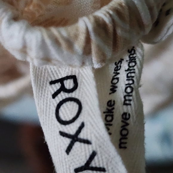 $10 If Bundled | ROXY | Satin Sands Mini Dress | Extra Small - Picture 9 of 10